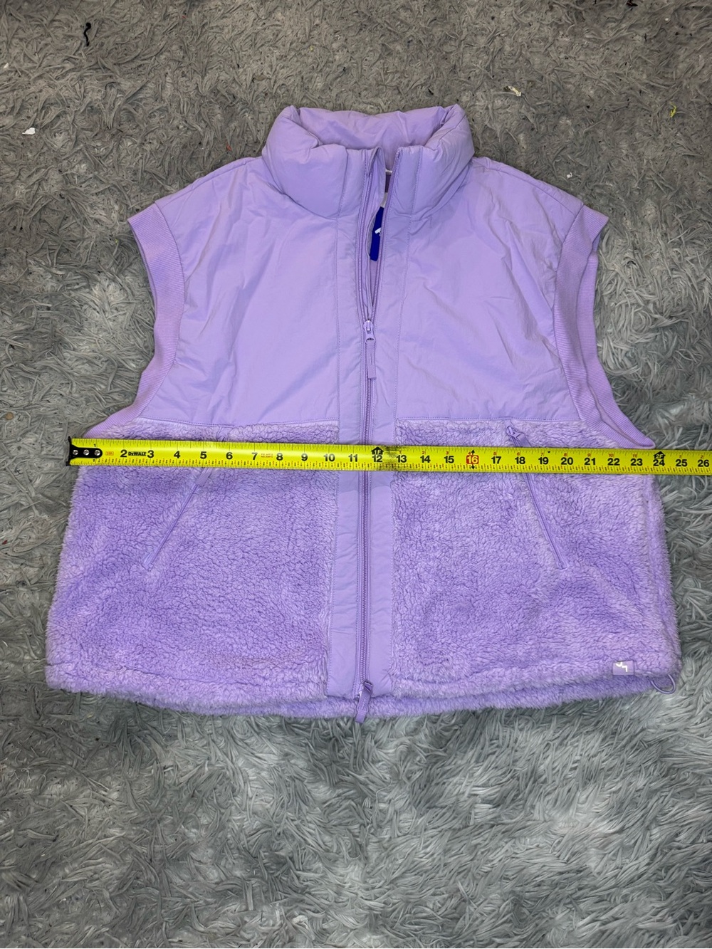 JoyLab Women’s High Pile Boxy Fit Vest - Lavendula Size Large NWT - Picture 8 of 9